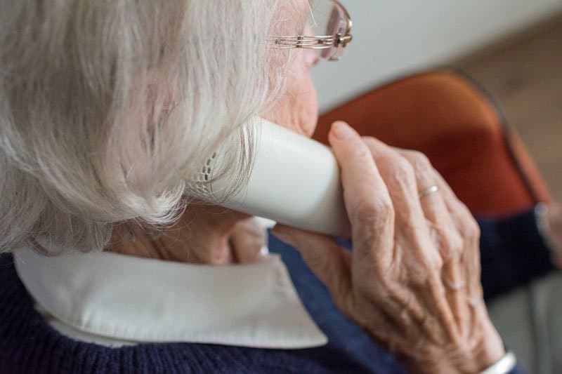 Call-old-Friend-and-Isolated-People