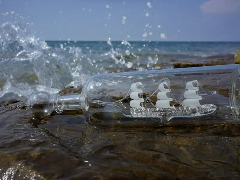 Ship-in-a-bottle