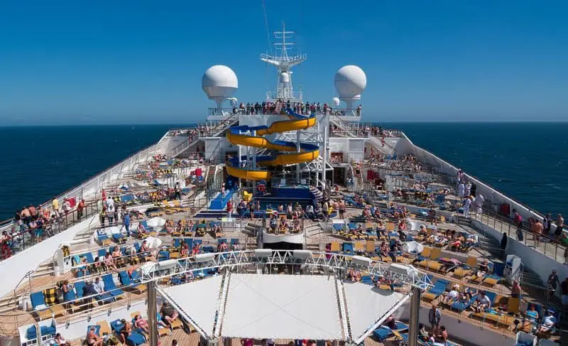 cruise-ship