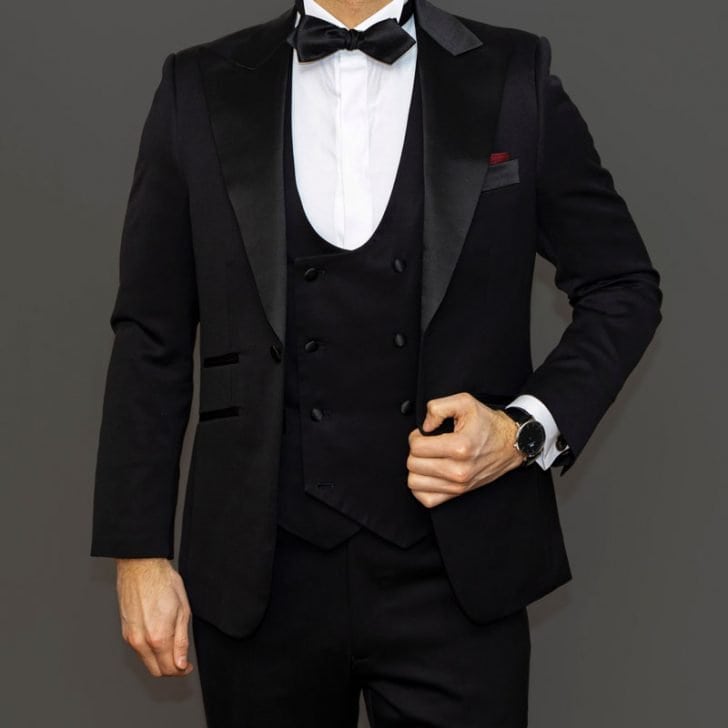 Black-Tie-Dress-Code-for-Retirement-Party