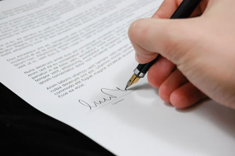 Closing-Signature