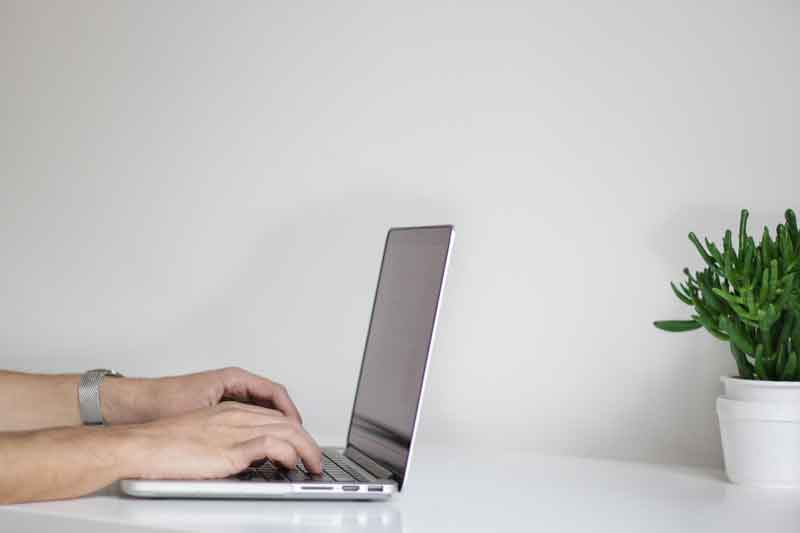 Email-and-Online-Invitations