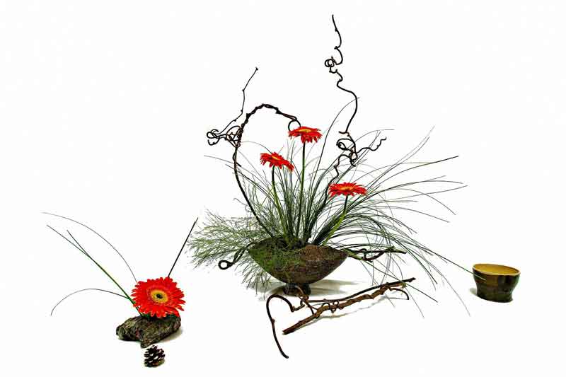Ikebana Flower Arranging