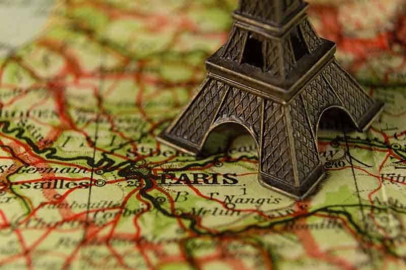 Paris on Map of France