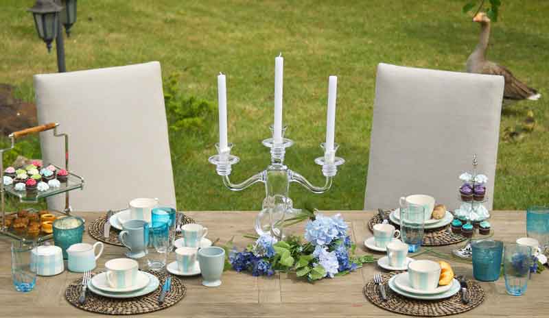 Outdoor Table Setting